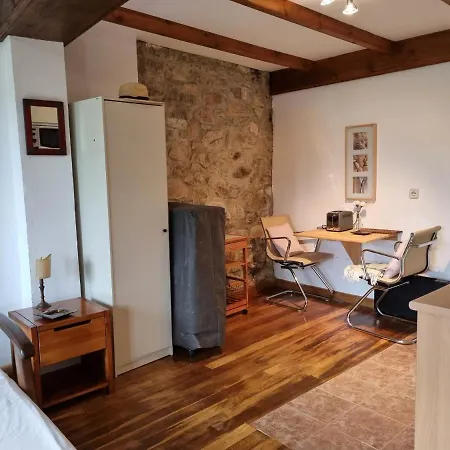 17a01 -apartamento *